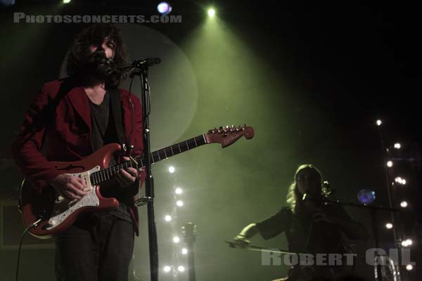 ANGUS AND JULIA STONE - 2011-05-01 - PARIS - Le Trianon - 